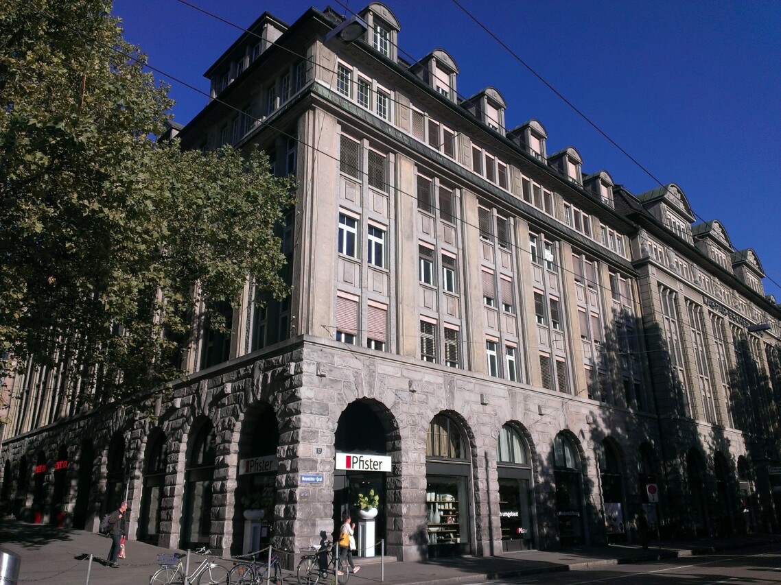 corti-referenzen-naturstein-kaspar-escher-haus-zürich-1